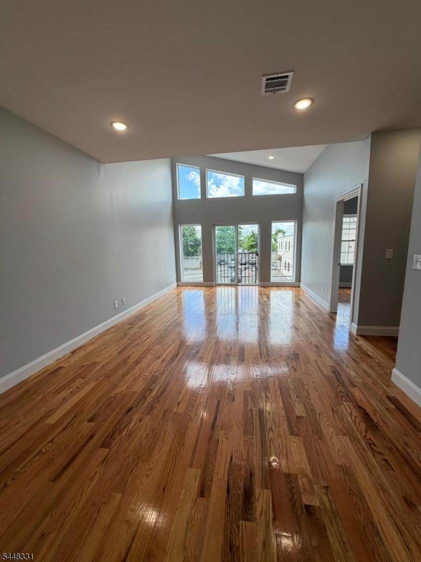 512 S 15Th St - Photo 1