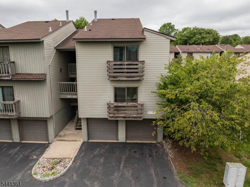 1216 Spruce Hills Dr - Photo 1