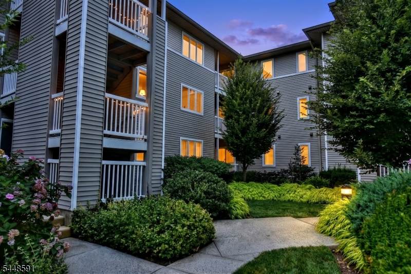 125 Orchard Park - Photo 1