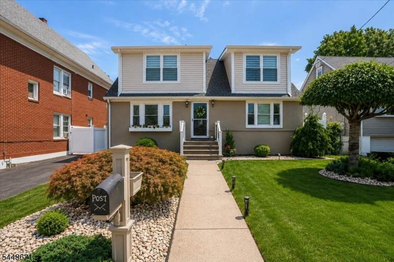 18 N 8Th St - Photo 1