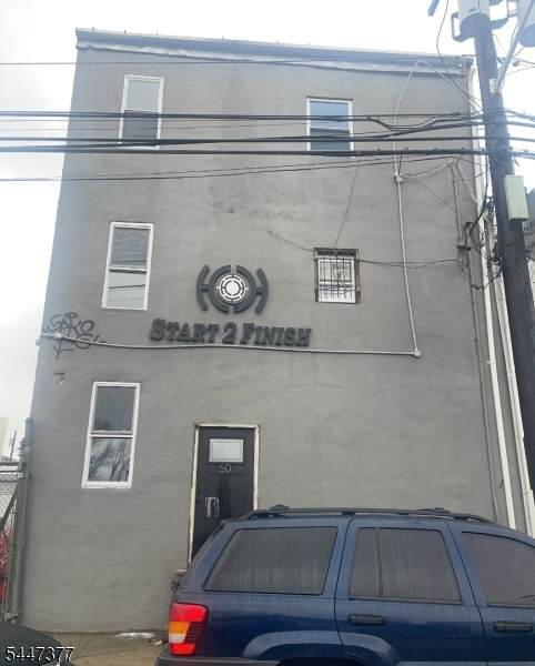 50 Duryea St - Photo 1