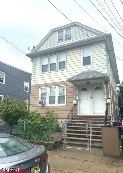 164 Knapp Ave - Photo 1