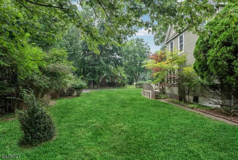 7 Hardenburgh Ave - Photo 1