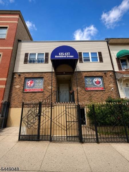 125 Bloomfield Ave - Photo 1