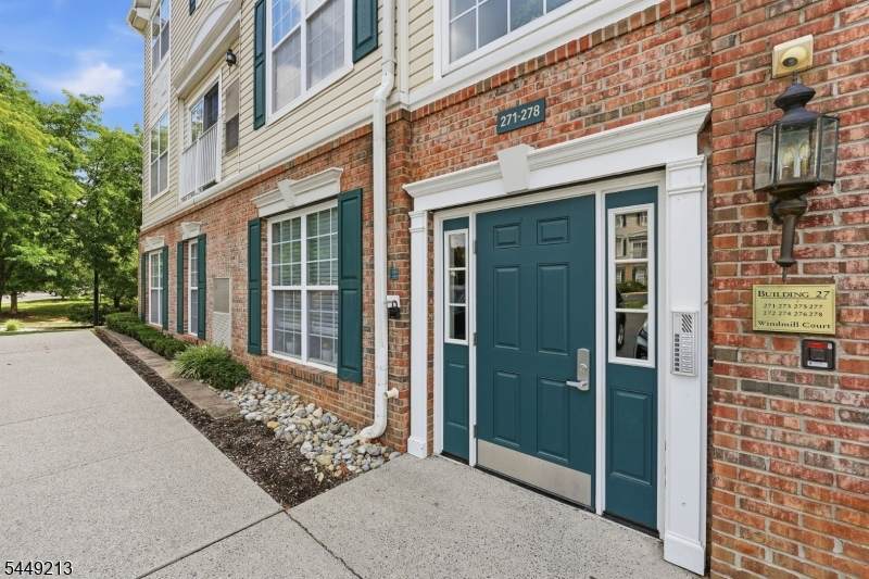 274 Windmill Ct - Photo 1