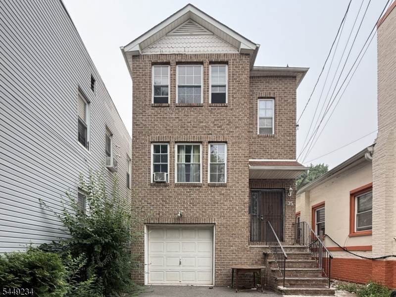 35 Tillinghast St - Photo 1