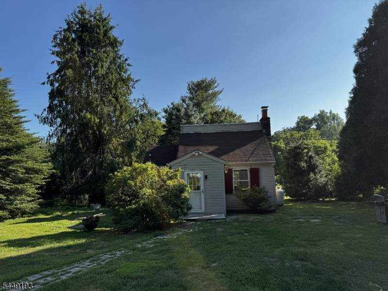 175 Cherry Ln - Photo 1