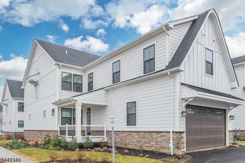 24 Willow Ln - Photo 1