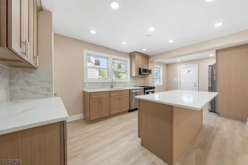 49 Caldwell Pl - Photo 1