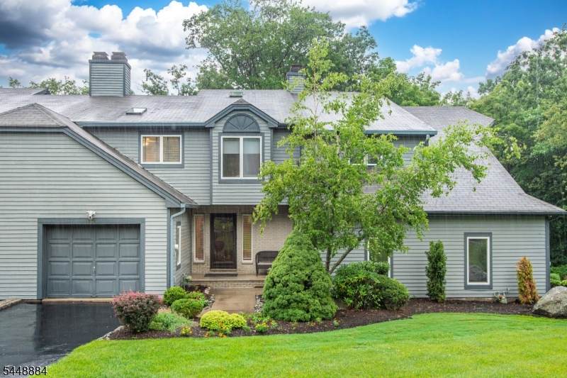15 Fair Ridge Ct - Photo 1