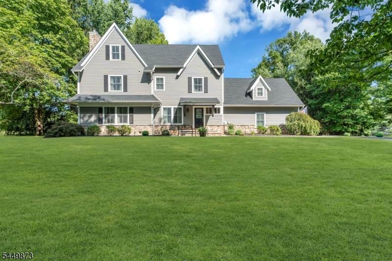 35 Castle Way - Photo 1