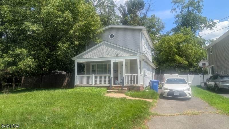432 N Lincoln Ave - Photo 1