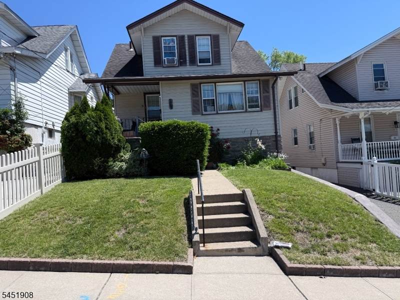 106 N 17Th St - Photo 1