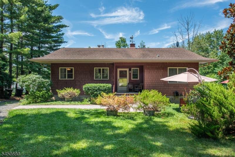 131 S Ridgedale Ave - Photo 1