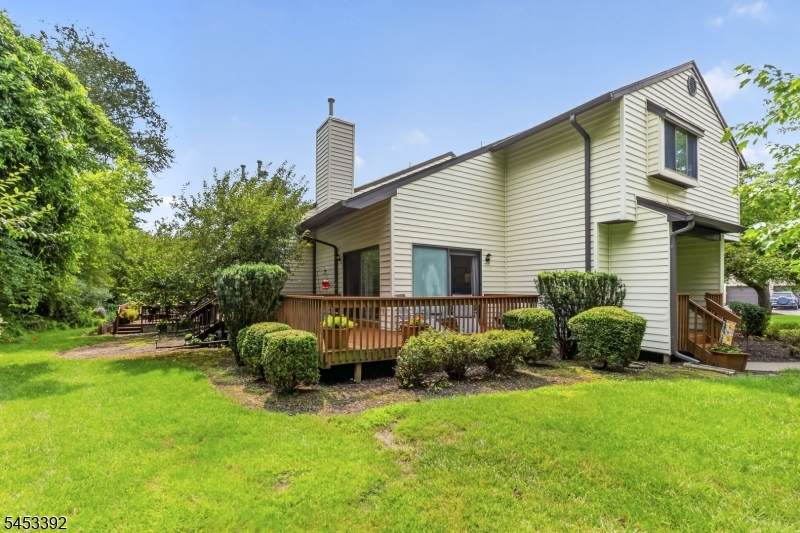 2 Eagle Dr - Photo 1
