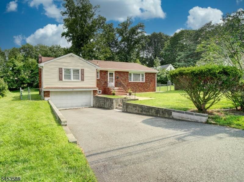 25 Woodland Ave - Photo 1