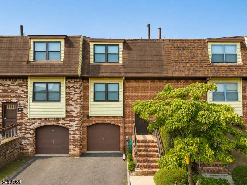 3003 North Oaks Boulevard - Photo 1