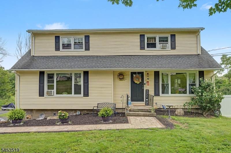 55 Davis Rd - Photo 1