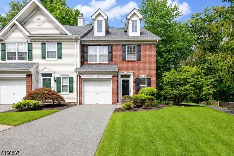 50 Washington Ct - Photo 1