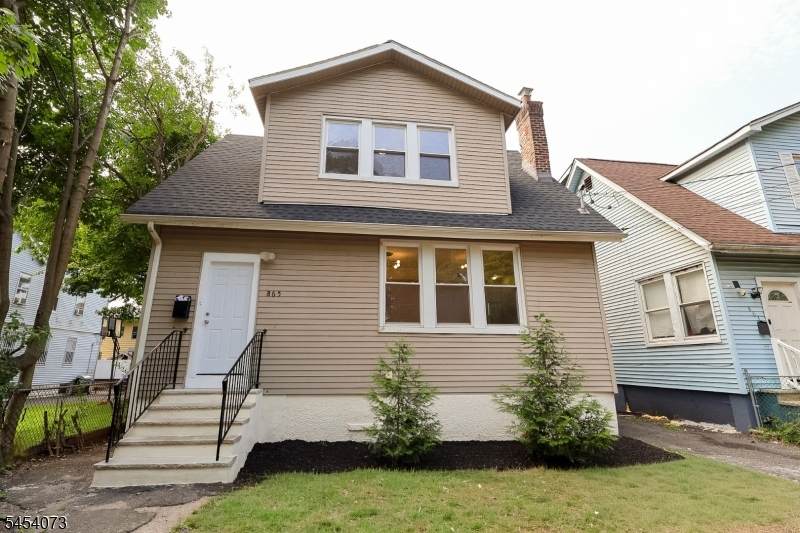865 S 20Th St - Photo 1
