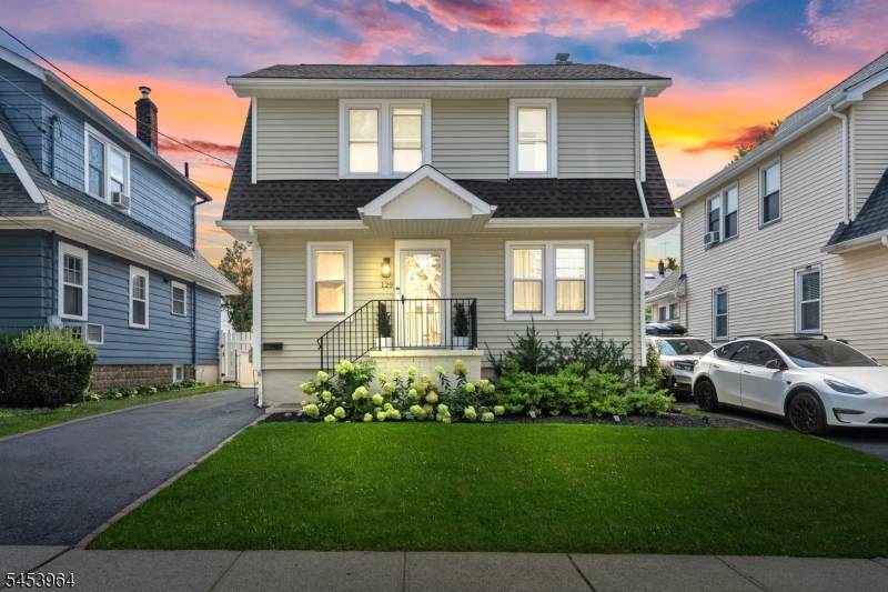 129 Demarest Ave - Photo 1