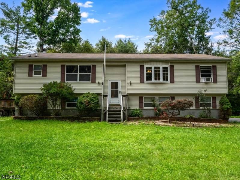 7 Galloping Hill Rd - Photo 1