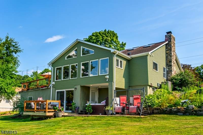 48 Lakeside Ave - Photo 1