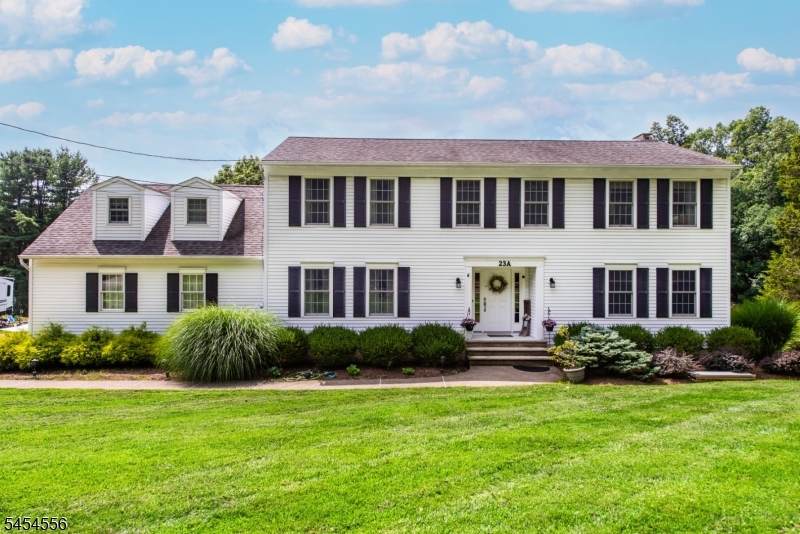 23 Lee Hill Rd - Photo 1