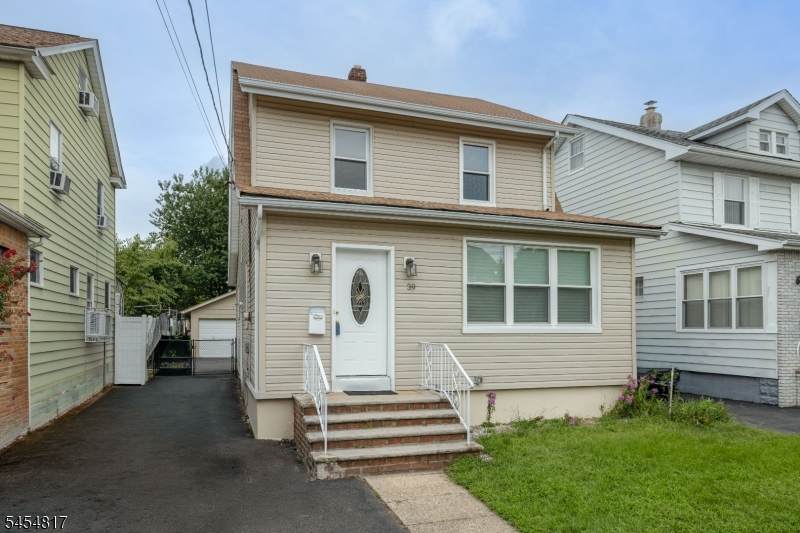 39 Hurden St - Photo 1