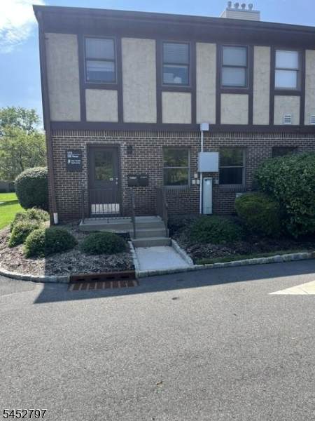 175 Fairfield Ave-5-B Rear - Photo 1