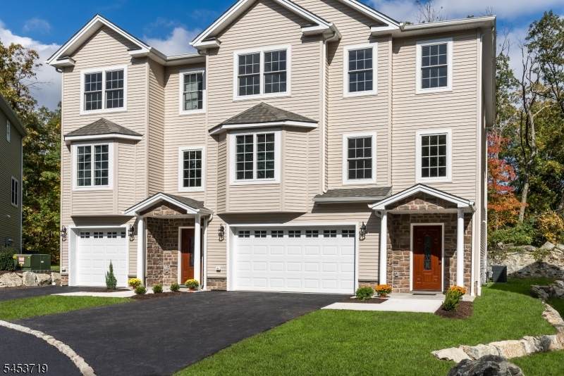 5 Stanley Way - Photo 1
