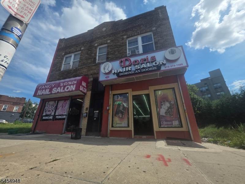 721 Springfield Ave - Photo 1