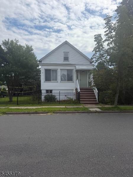 67 Oakland Ave - Photo 1