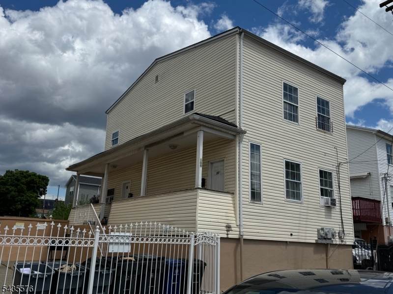 509 2nd Ave - Photo 1