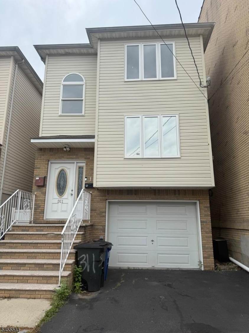 311 S 7Th St - Photo 1