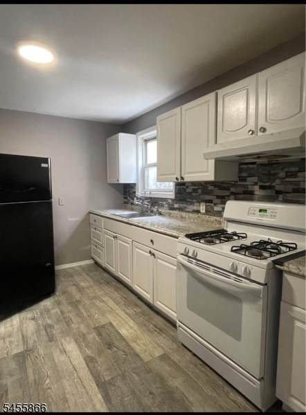 644 Trumbull Street - Photo 1