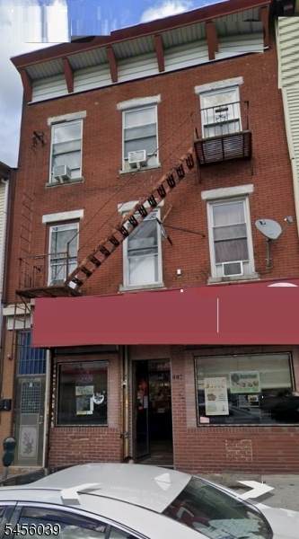 407 Main St - Photo 1