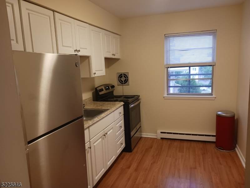 48 Gates Ave - Photo 1