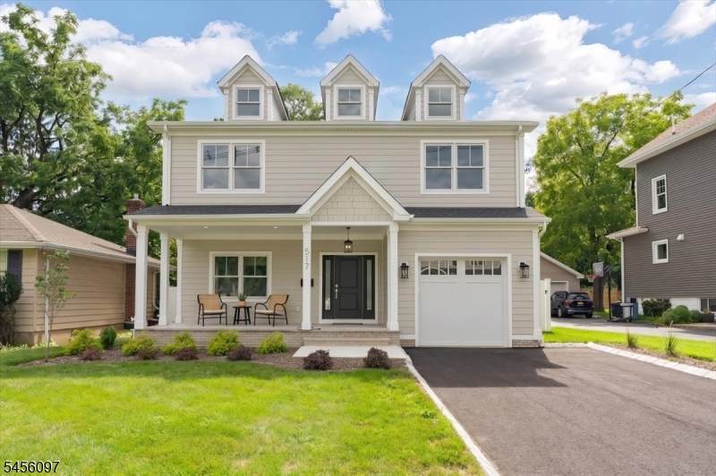 517 Lexington Ave - Photo 1
