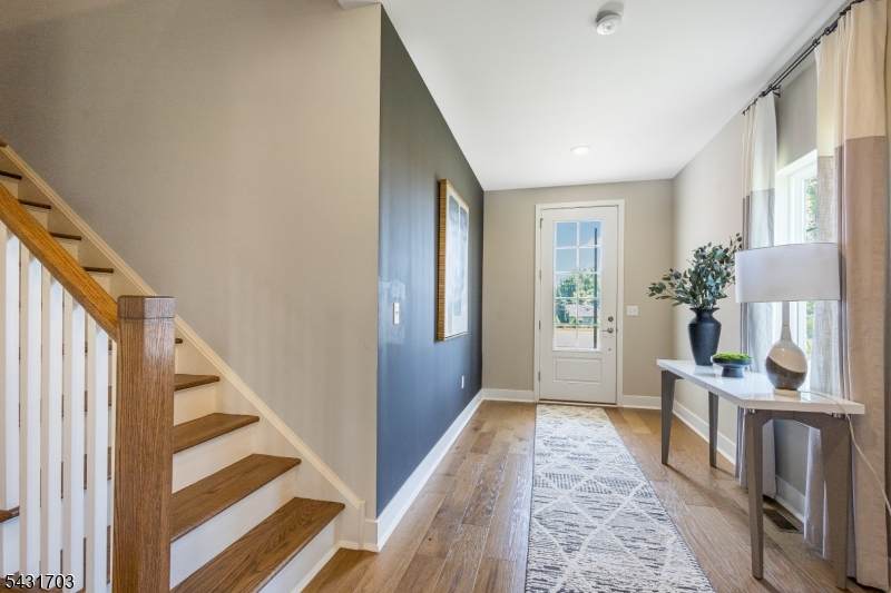 https://bt-photos.global.ssl.fastly.net/gsmls/orig_boomver_1_4048900-2.jpg
