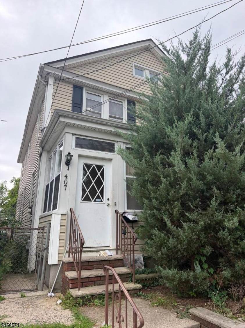 407 Knopf St - Photo 1