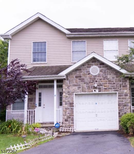 347 Raymound Blvd - Photo 1