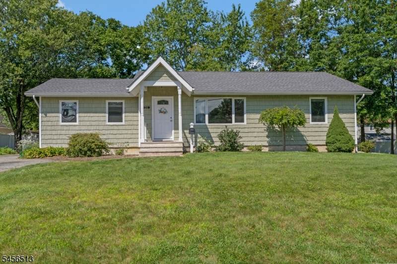 26 Central Ave - Photo 1