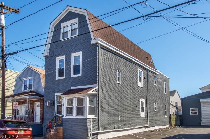 373 N 10Th St - Photo 1