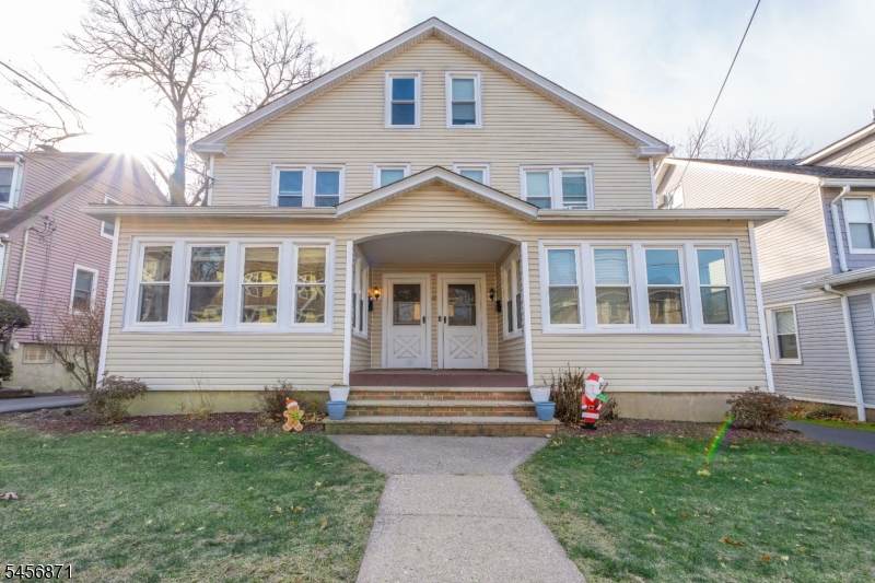 10 Marshall St - Photo 1