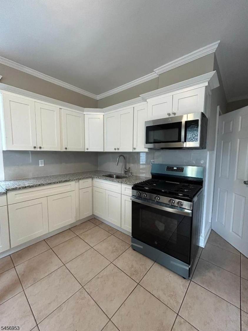 216 W Elizabeth Ave - Photo 1