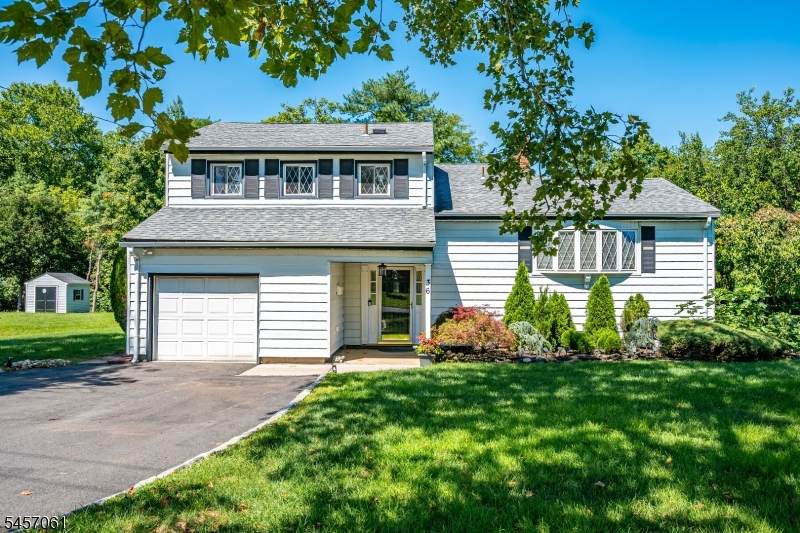 36 Foxwood Dr - Photo 1