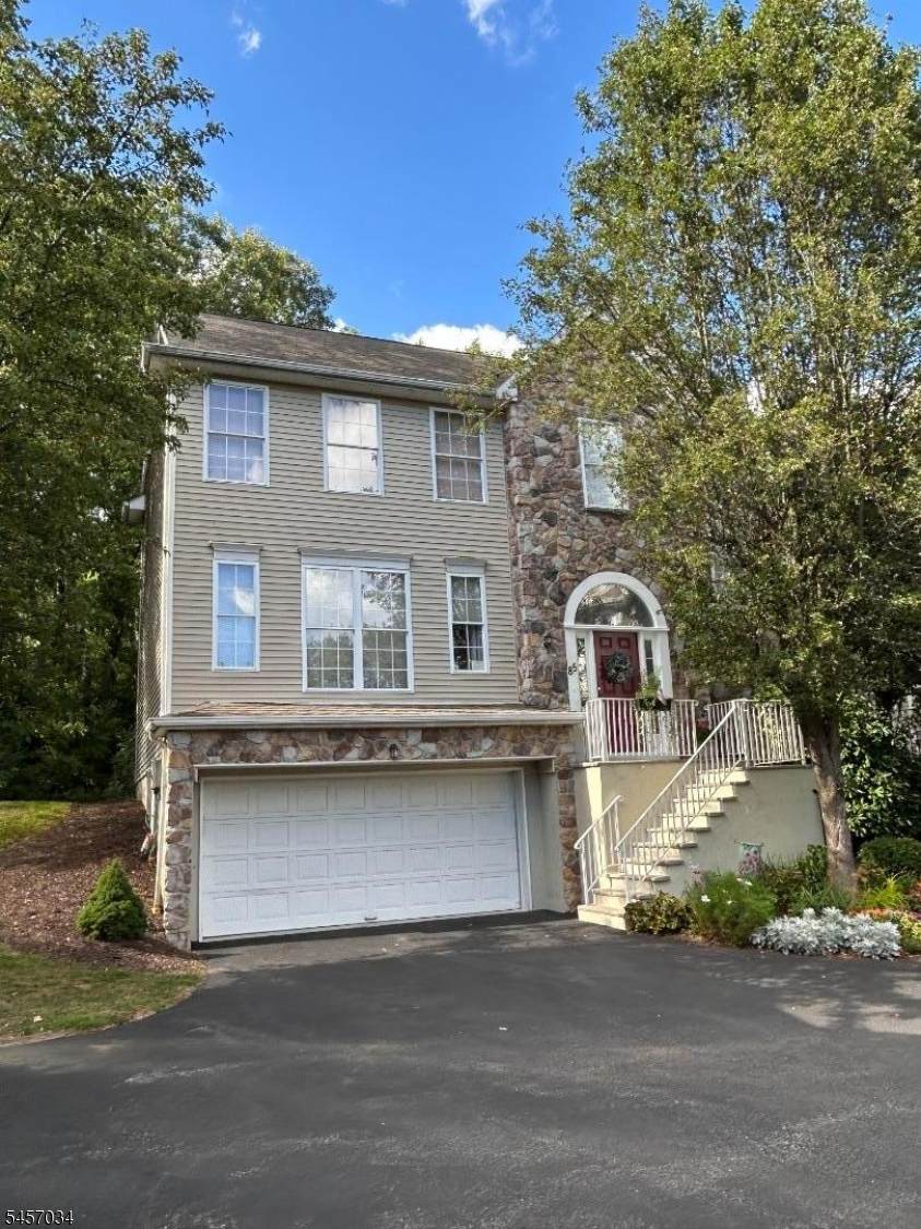 85 Arrowgate Dr - Photo 1