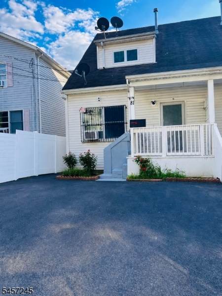 81 Jefferson St - Photo 1