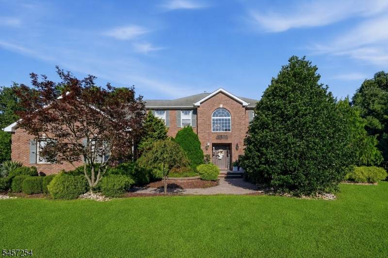 2 Butternut Ln - Photo 1